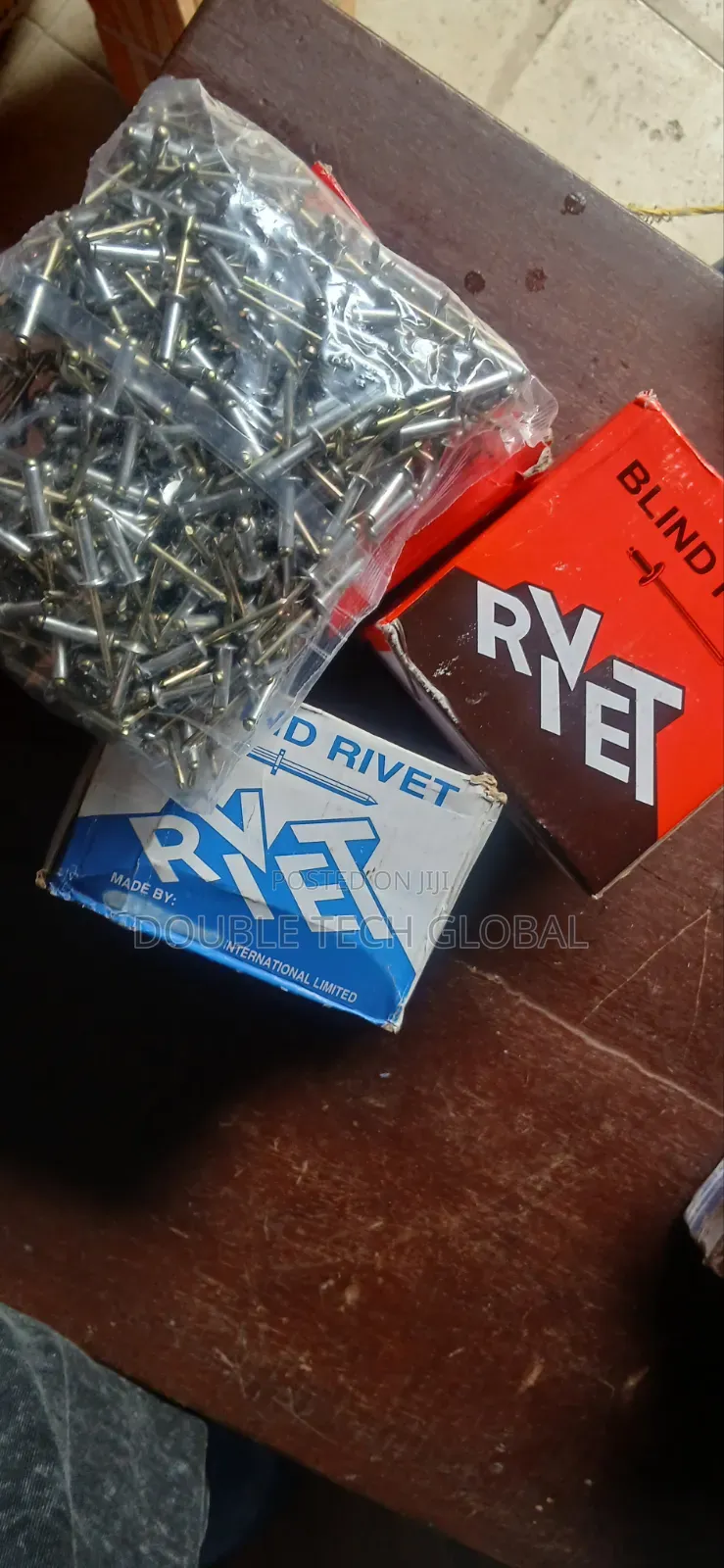 Rivet Pine
