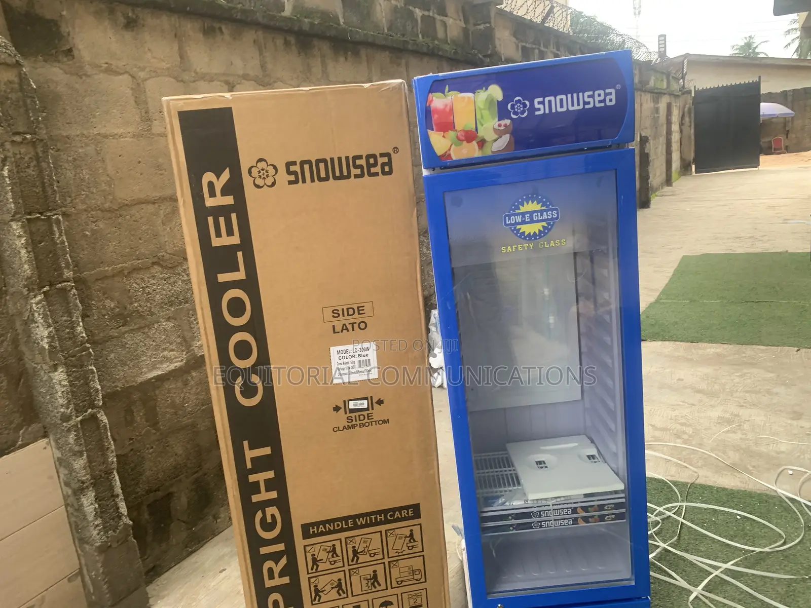 SNOWSEA LC-300W Display Chiller for Restaurants, Hotels Retail Store