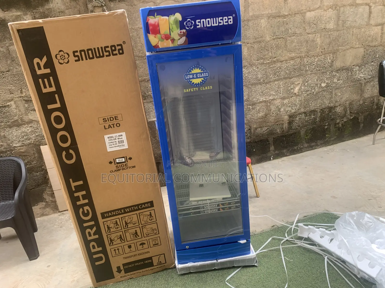 SNOWSEA LC-300W Showcase Fridge Design for Maximum Product Visibility