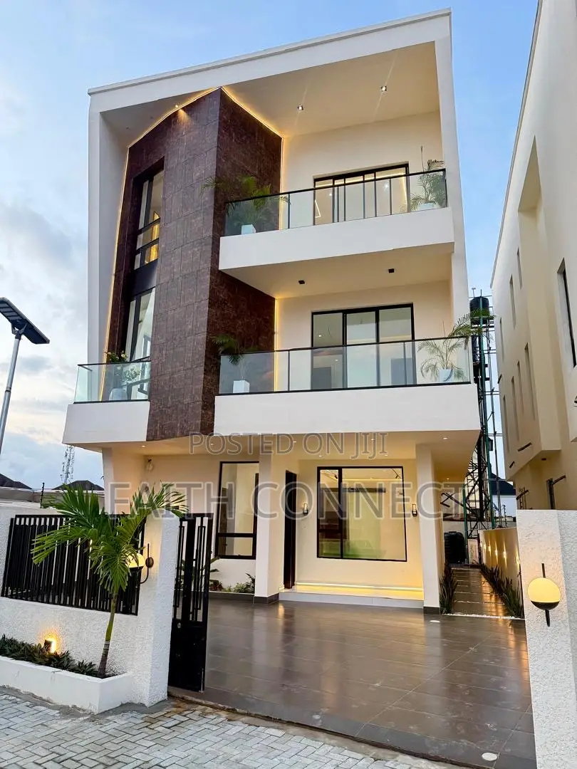 5bdrm Duplex in Lekki, Chevron for sale