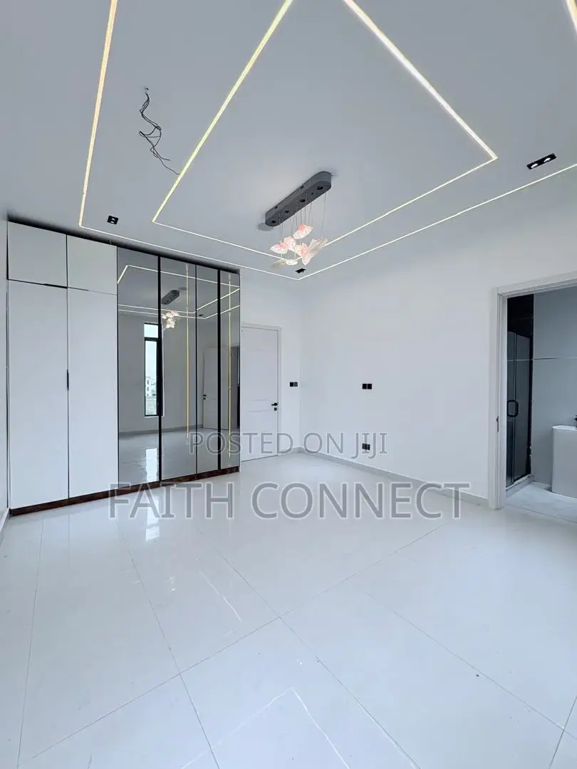 5bdrm Duplex in Lekki, Ikate for sale