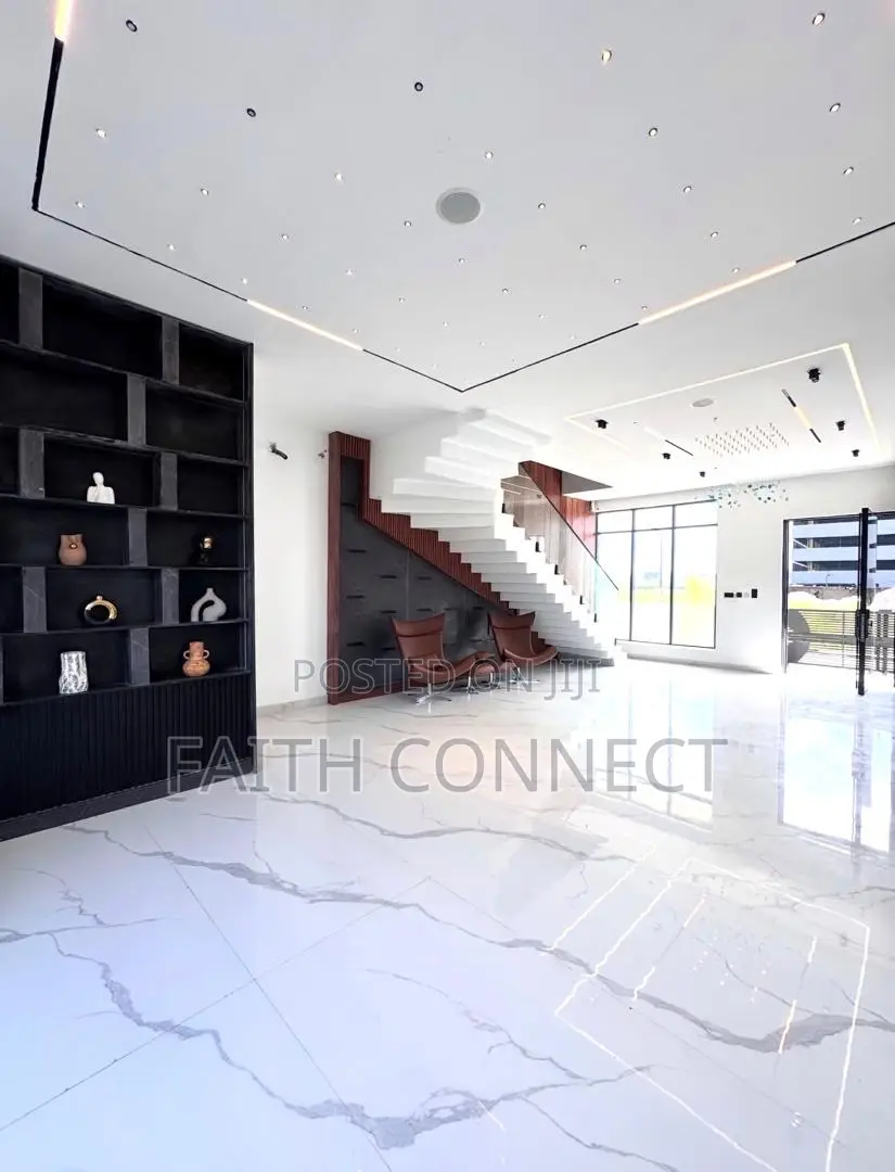 5bdrm Duplex in Lekki, Ikate for sale