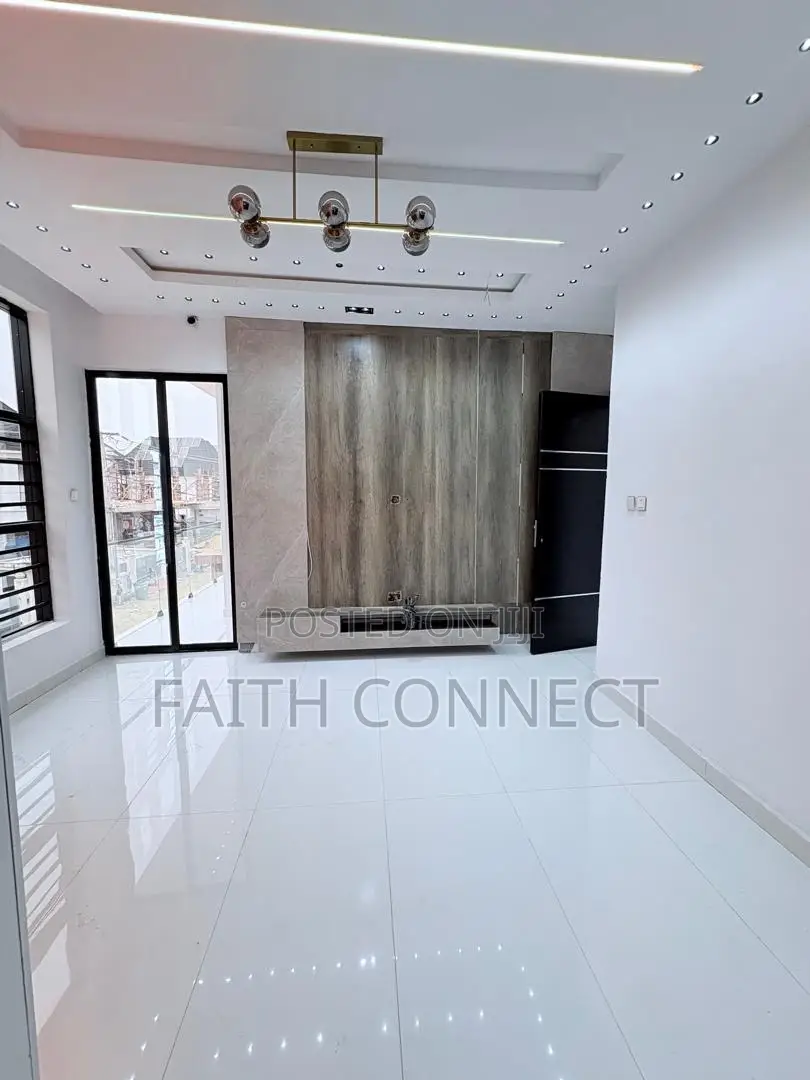 4bdrm Duplex in Lekki, Ikota for sale