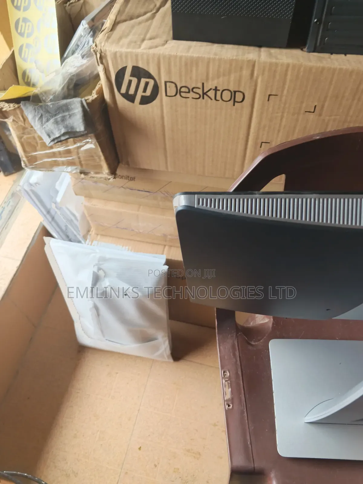 New Desktop Computer HP 290 G4 8GB Intel Core i3 HDD 1T
