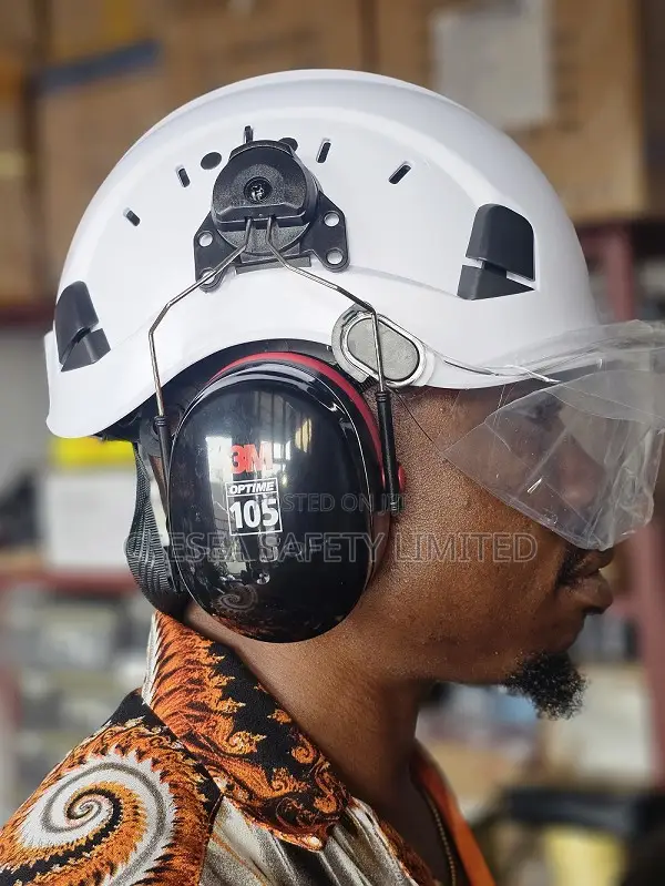 3M Optime 105 Earmuffs