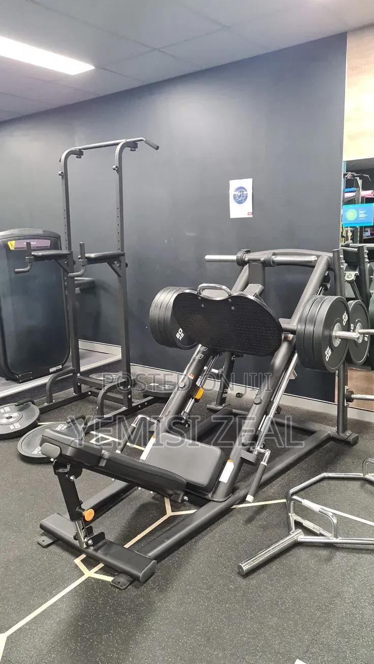 Leg Press Machine With Weight Plates