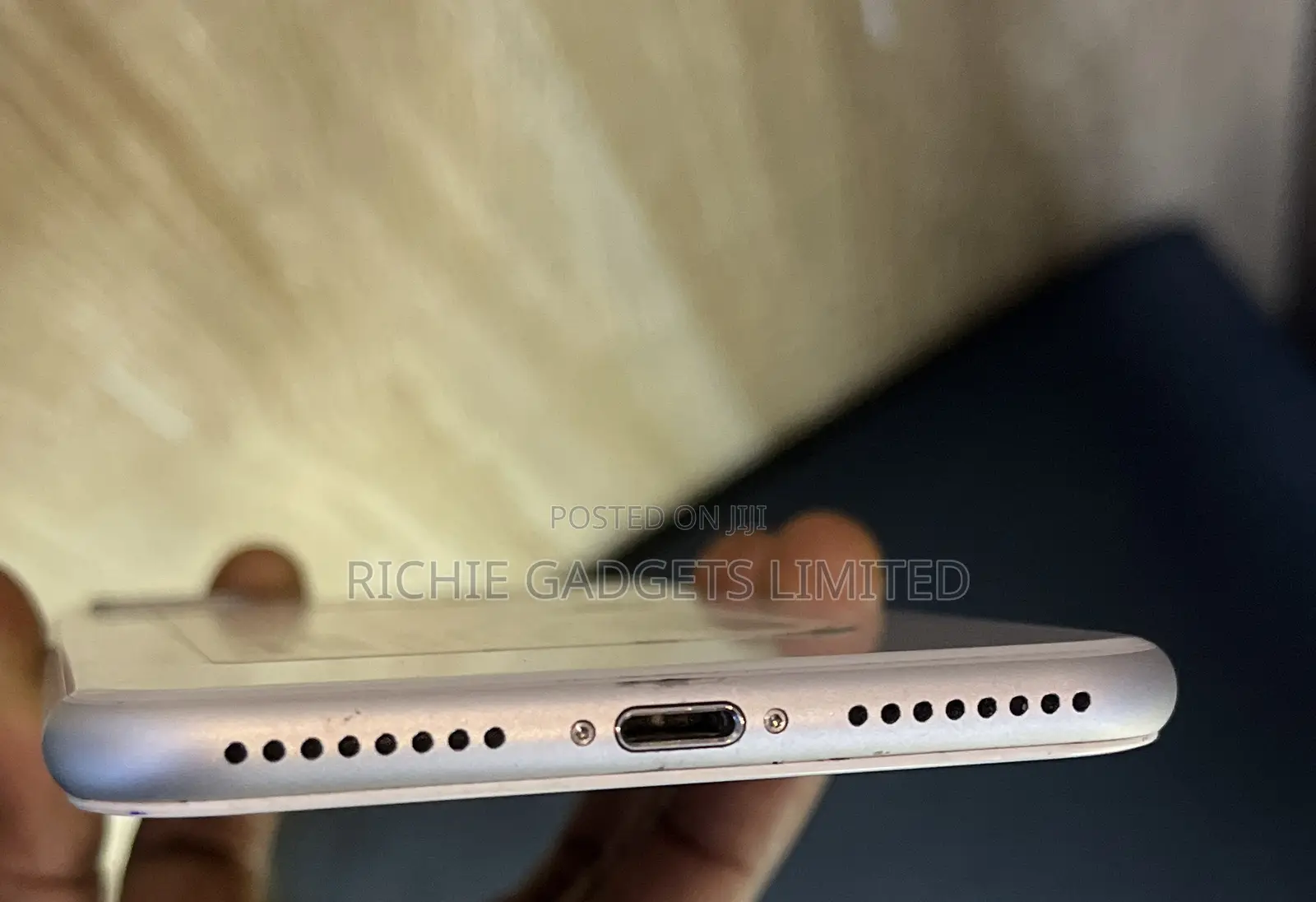 Apple iPhone 8 Plus 64 GB White