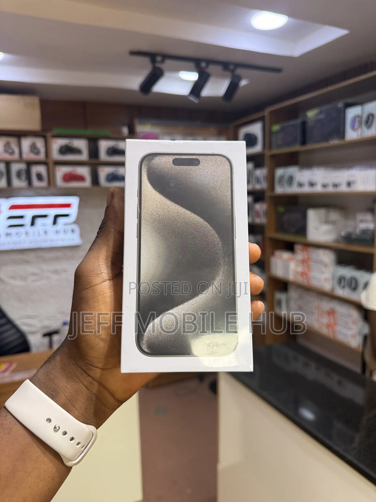 New Apple iPhone 15 Pro 256 GB Silver