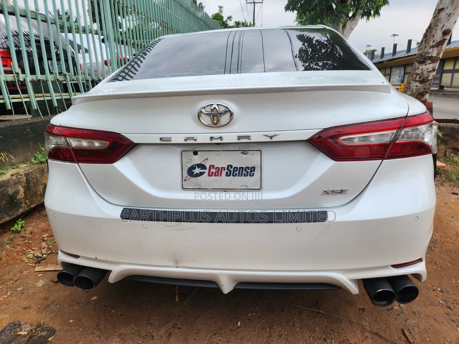 Toyota Camry 2018 White