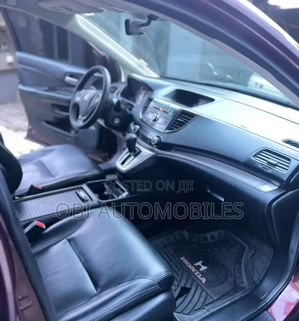 Honda CR-V 2013 Red
