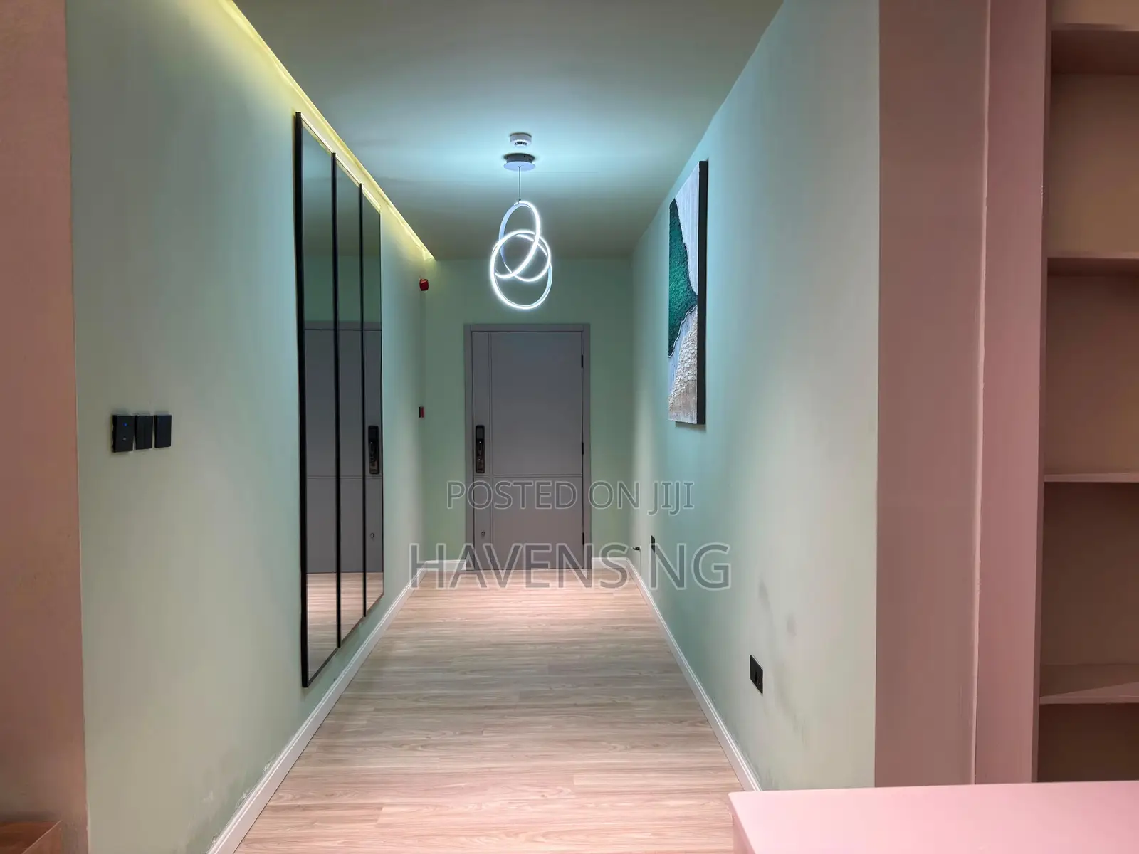 Newly Launched Luxury 2-Bedroom Maisonette With PS5