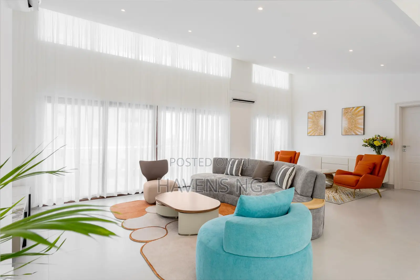 Grand 2-Bedroom Penthouse Suite With a Private Terrace
