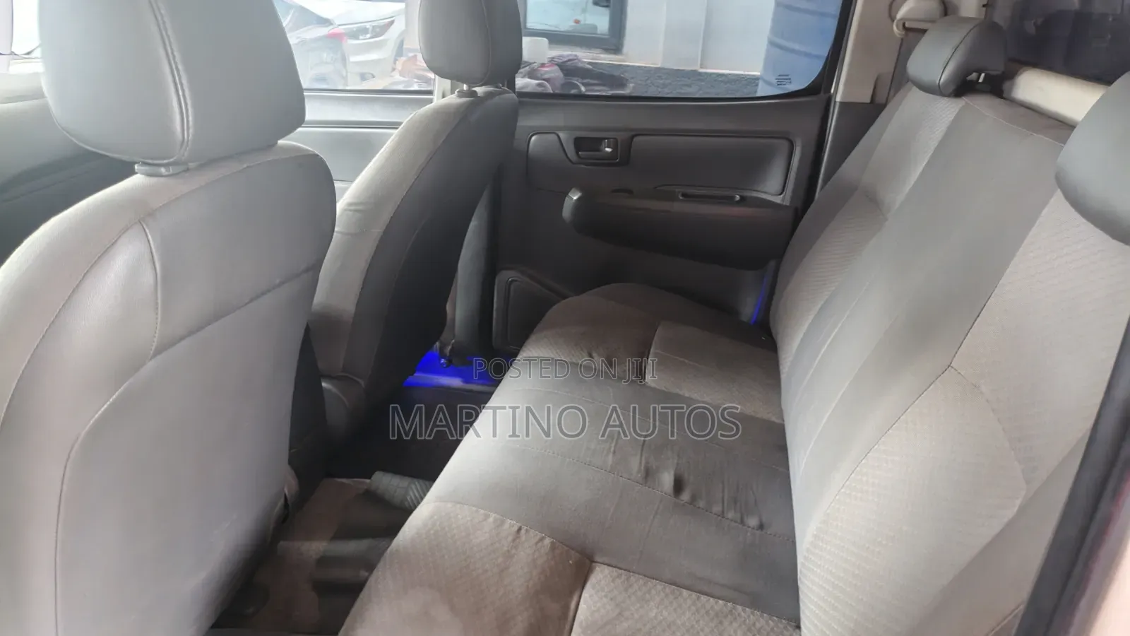Toyota Hilux 2015 White