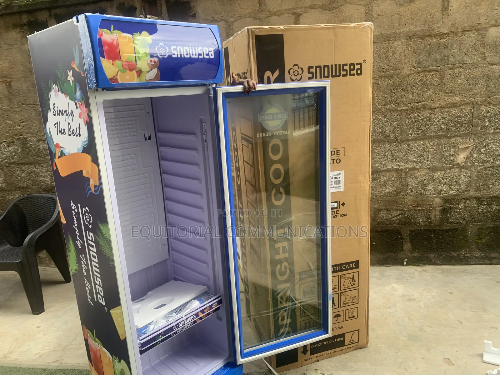 Snowsea LC-300 300L Commercial Beverage Showcase Chiller