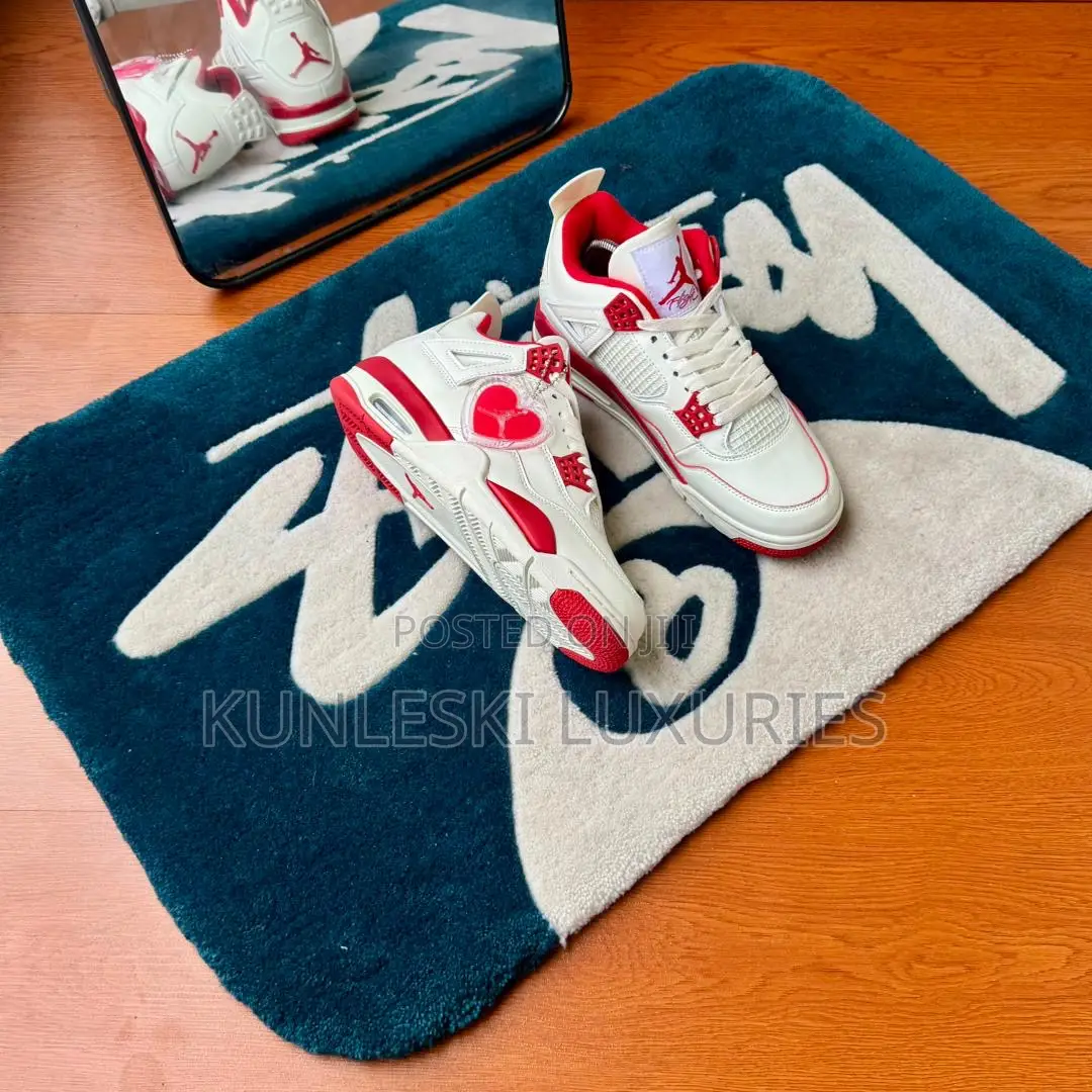Original Air Jordan 4 Retro WNMS Valentine’s Day 2026 Sneakers