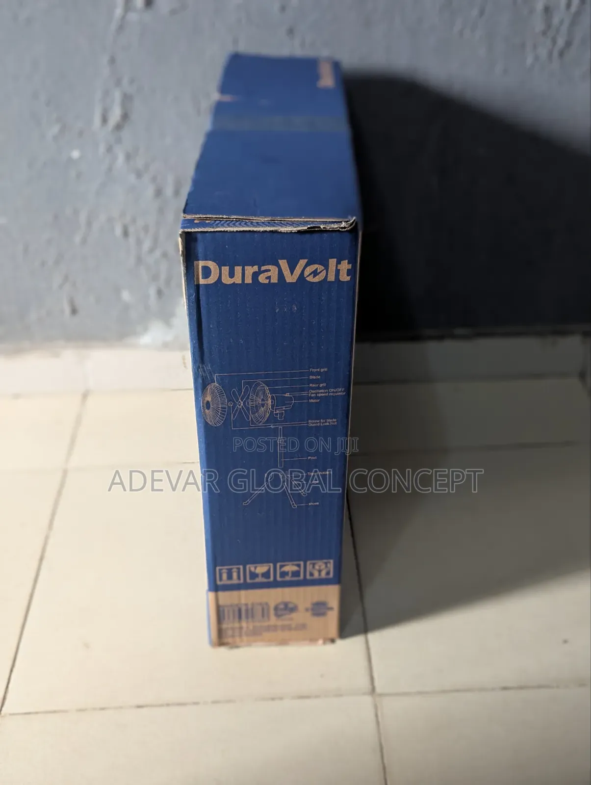 Duravolt 18" AC/DC Energy Saving Solar and Inverter Fan - 27 Watts