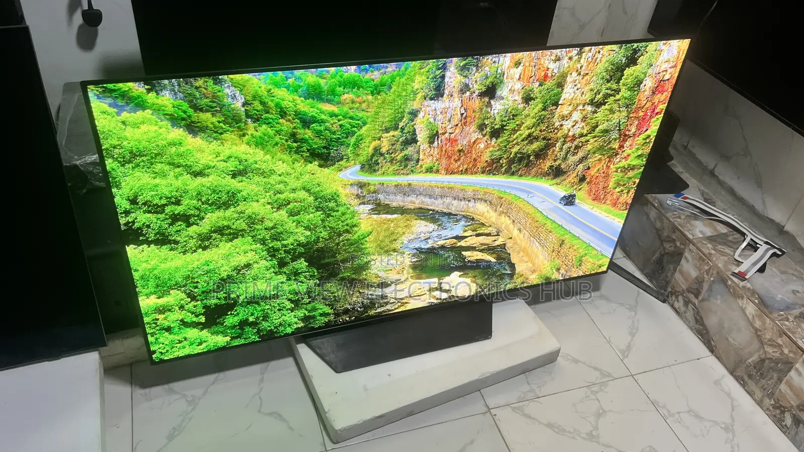 LG 55 OLED Smart TV Premium Picture Quality