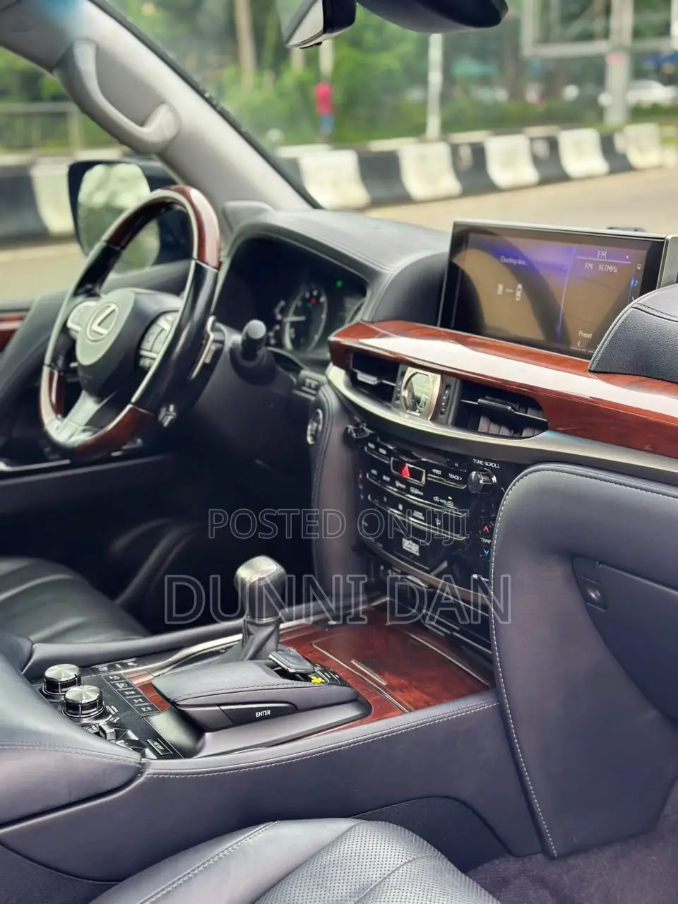 Lexus LX 570 AWD 2019 Black