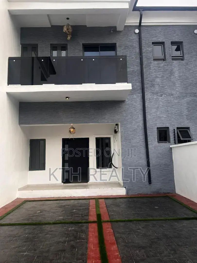 3bdrm Duplex in Dpkay Estate, Lekki Phase 2 for rent