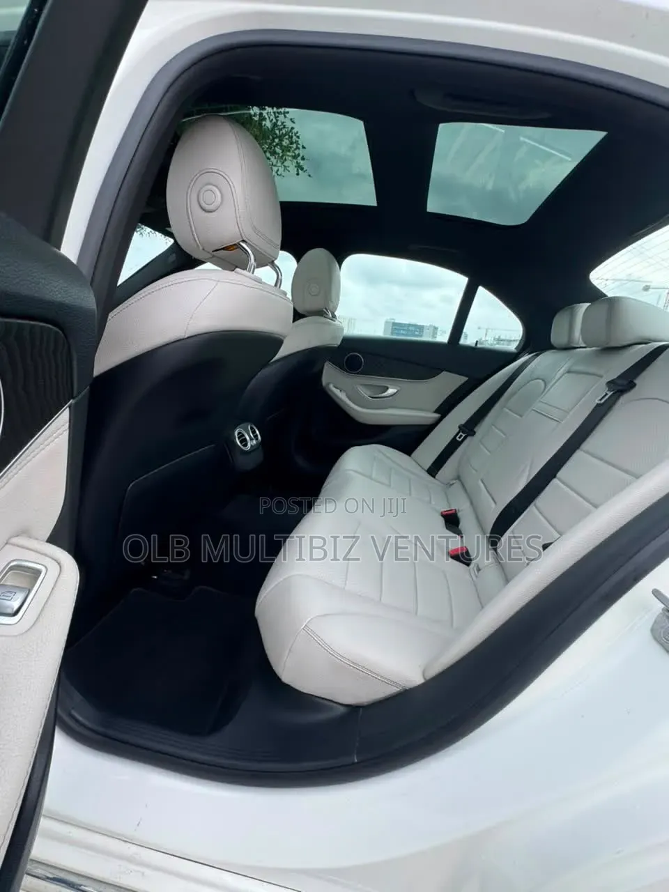 Mercedes-Benz C300 2015 White