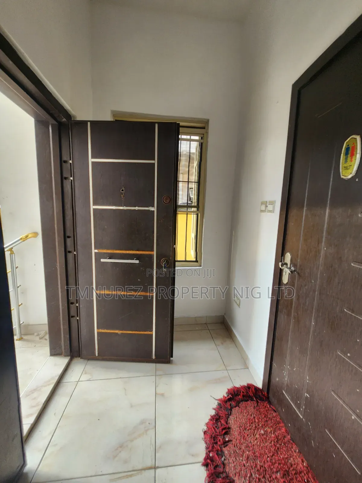 4bdrm Duplex in Chevron for rent