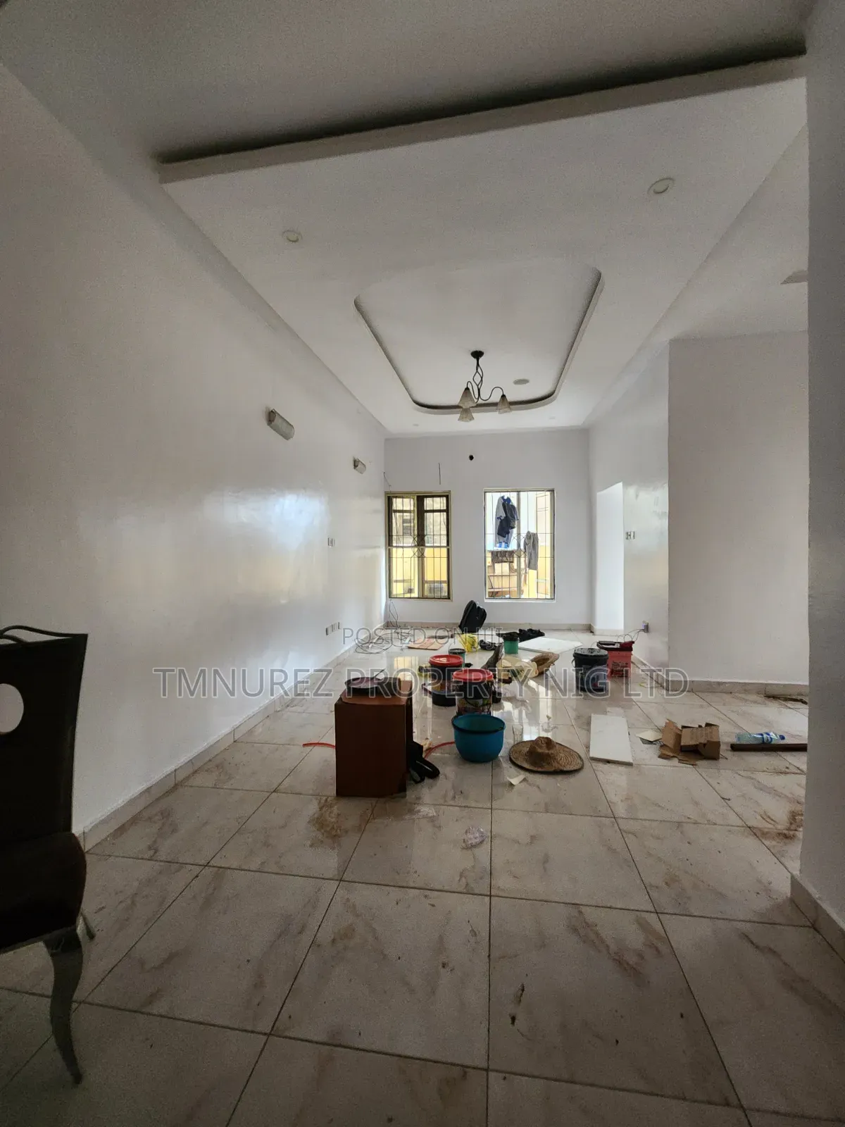 4bdrm Duplex in Chevron for rent