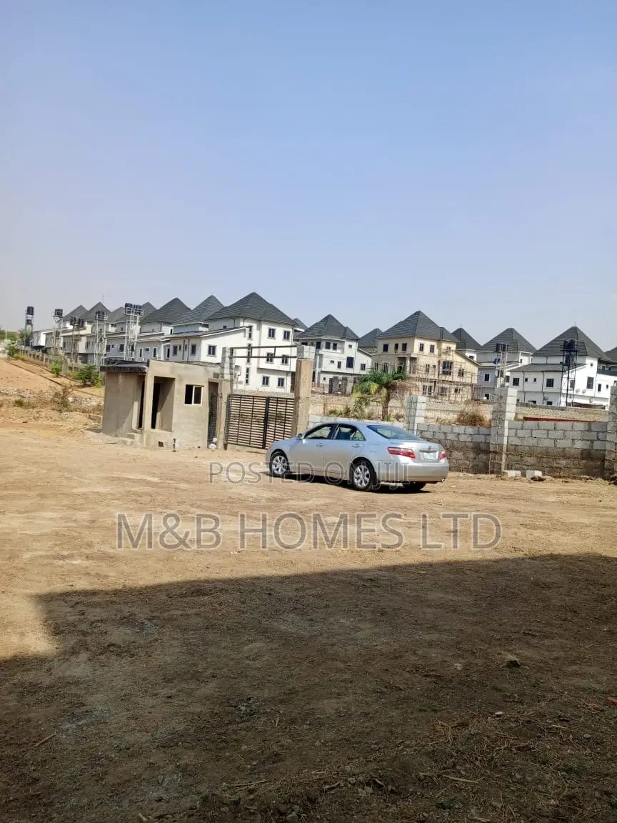 M B Villa Estate Lugbe