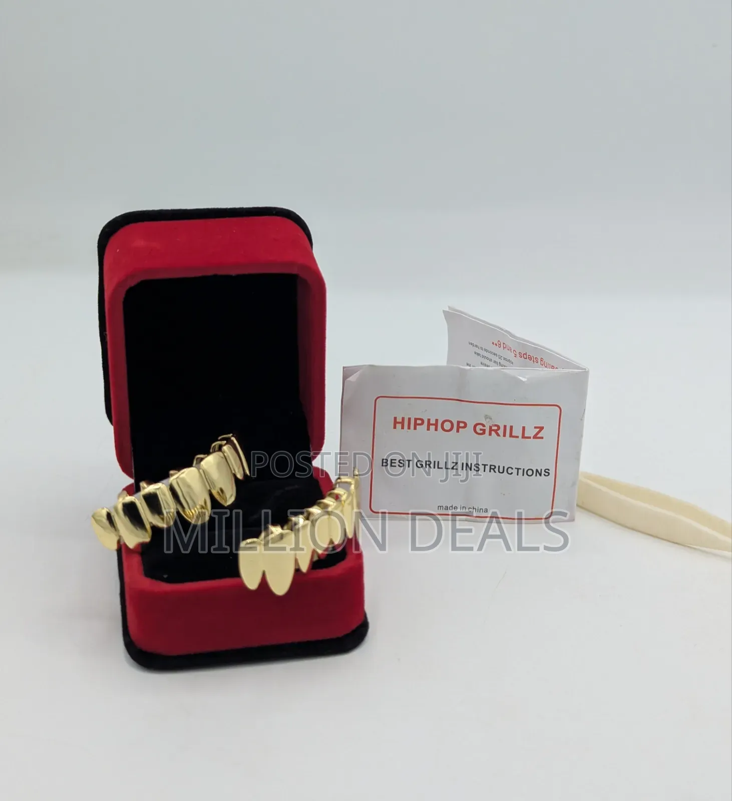 Stylish Gold Unique Teeth Grills