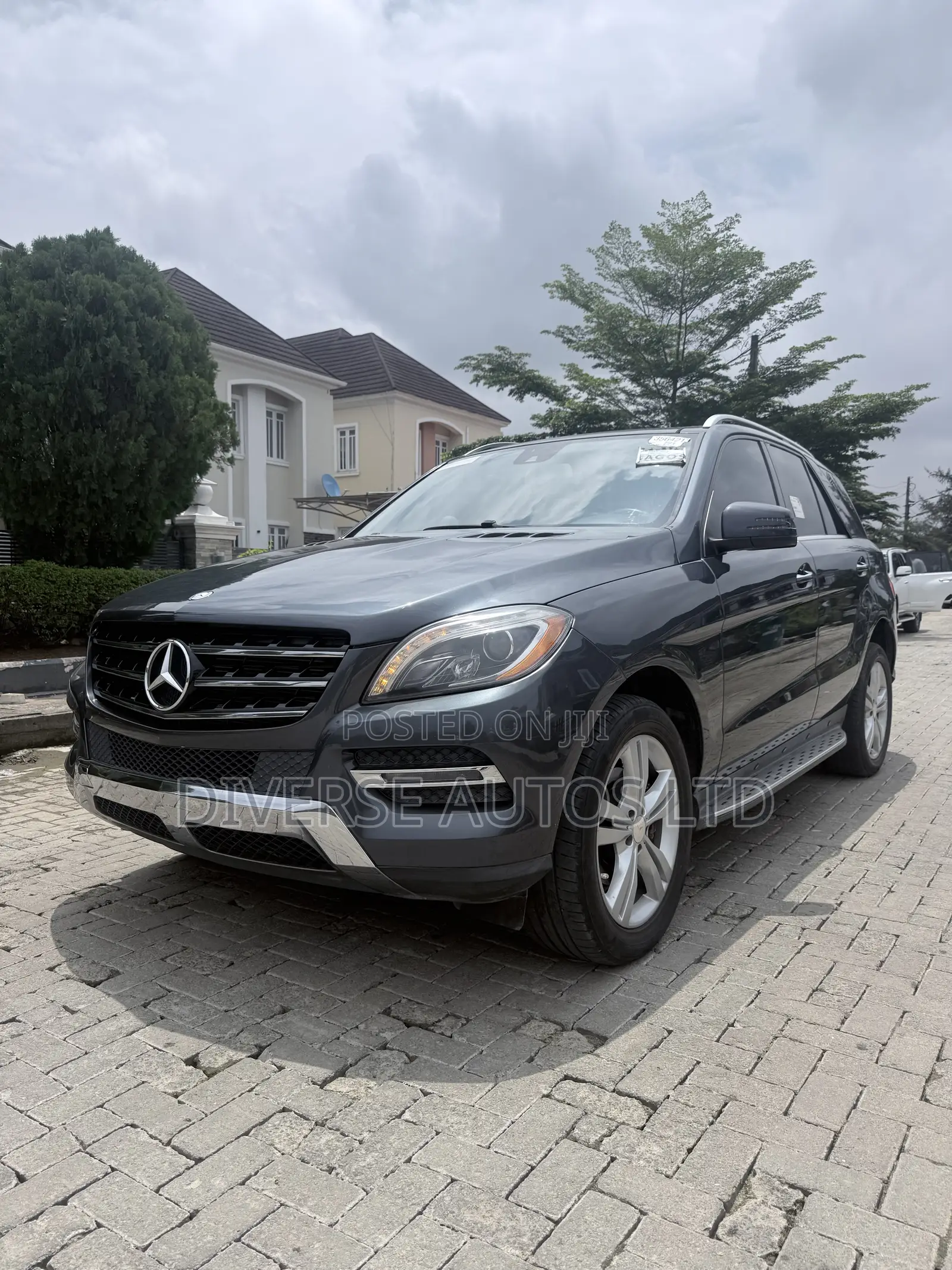 Mercedes-Benz M Class ML350 4MATIC 4dr SUV AWD (3.5L 6cyl 7A) 2014 Gray
