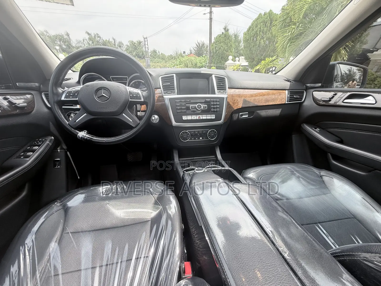 Mercedes-Benz M Class ML350 4MATIC 4dr SUV AWD (3.5L 6cyl 7A) 2014 Gray