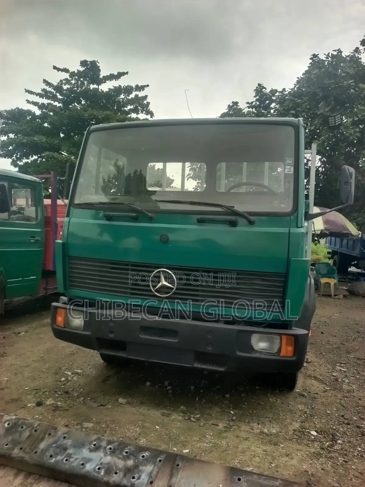 Mercedes Benz 814 Pickup Truck (Foreign Used)