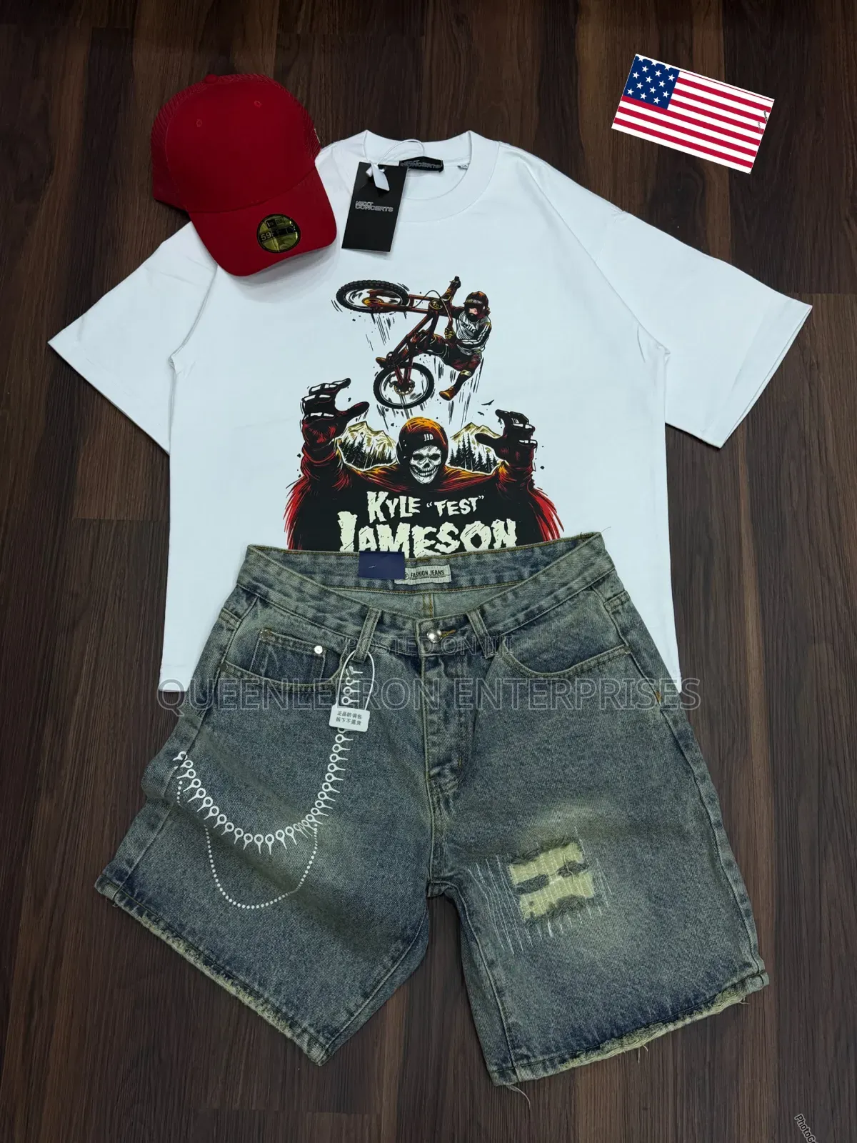 *High Quality Short Jean ,Top and Cap Combo