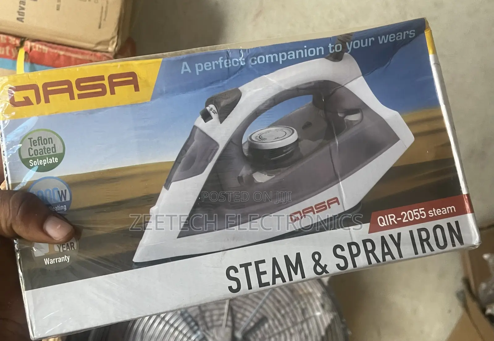 Qasa Steam and Spray Iron