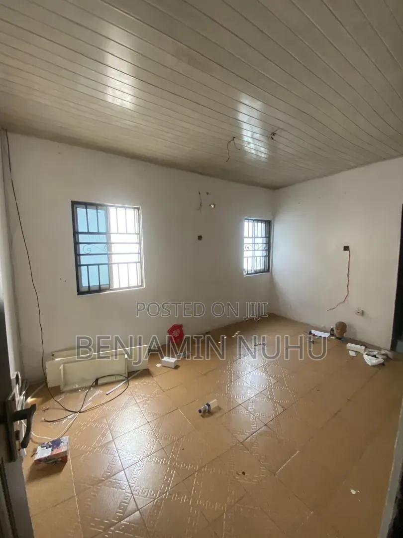 2bdrm Apartment in Off Gbanbala Road for rent