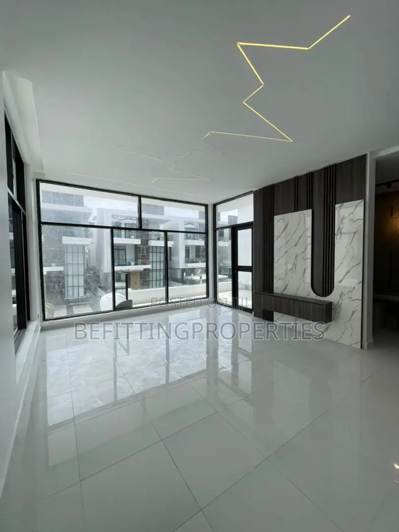 5bdrm Duplex in Lekki for sale