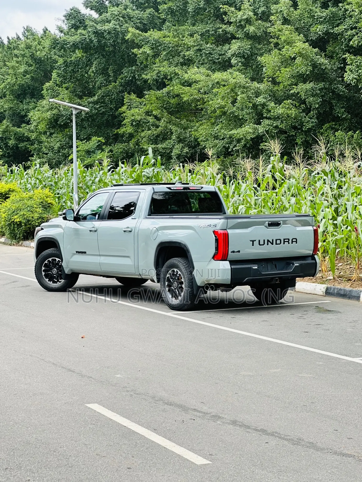 Toyota Tundra Hybrid 2025