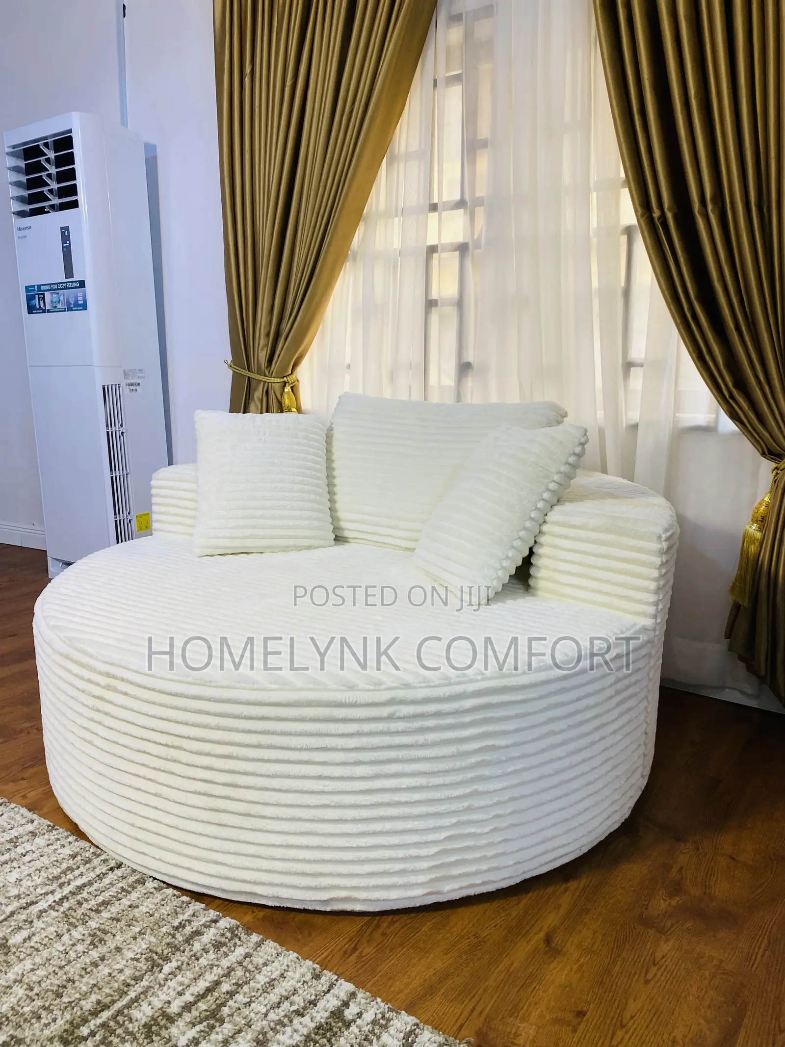 Round Sofa