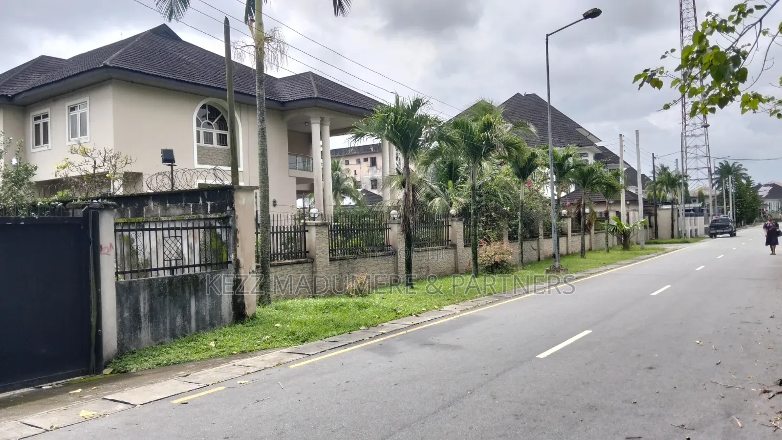 6bdrm Duplex in Old Gra , Port for sale