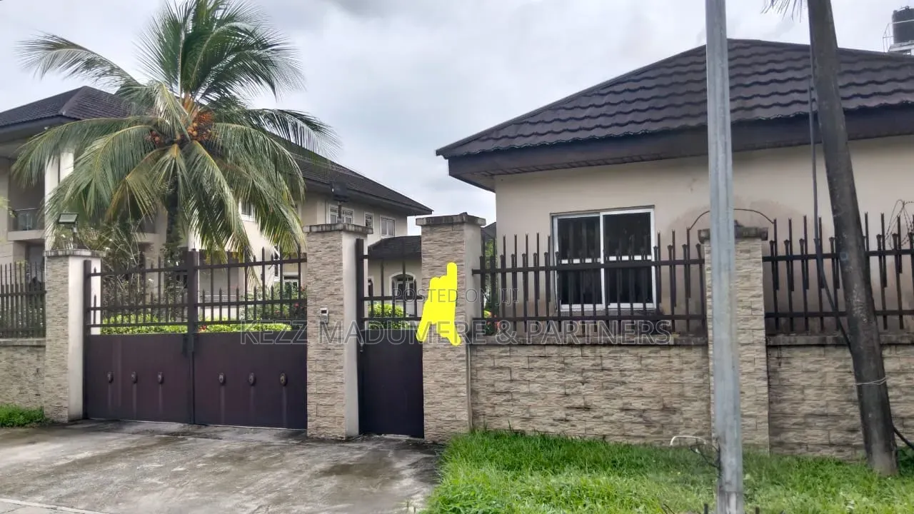 6bdrm Duplex in Old Gra , Port for sale