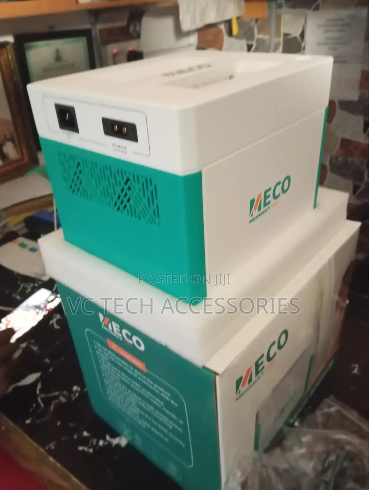 1000Kwh MECO 300W Solar Generator