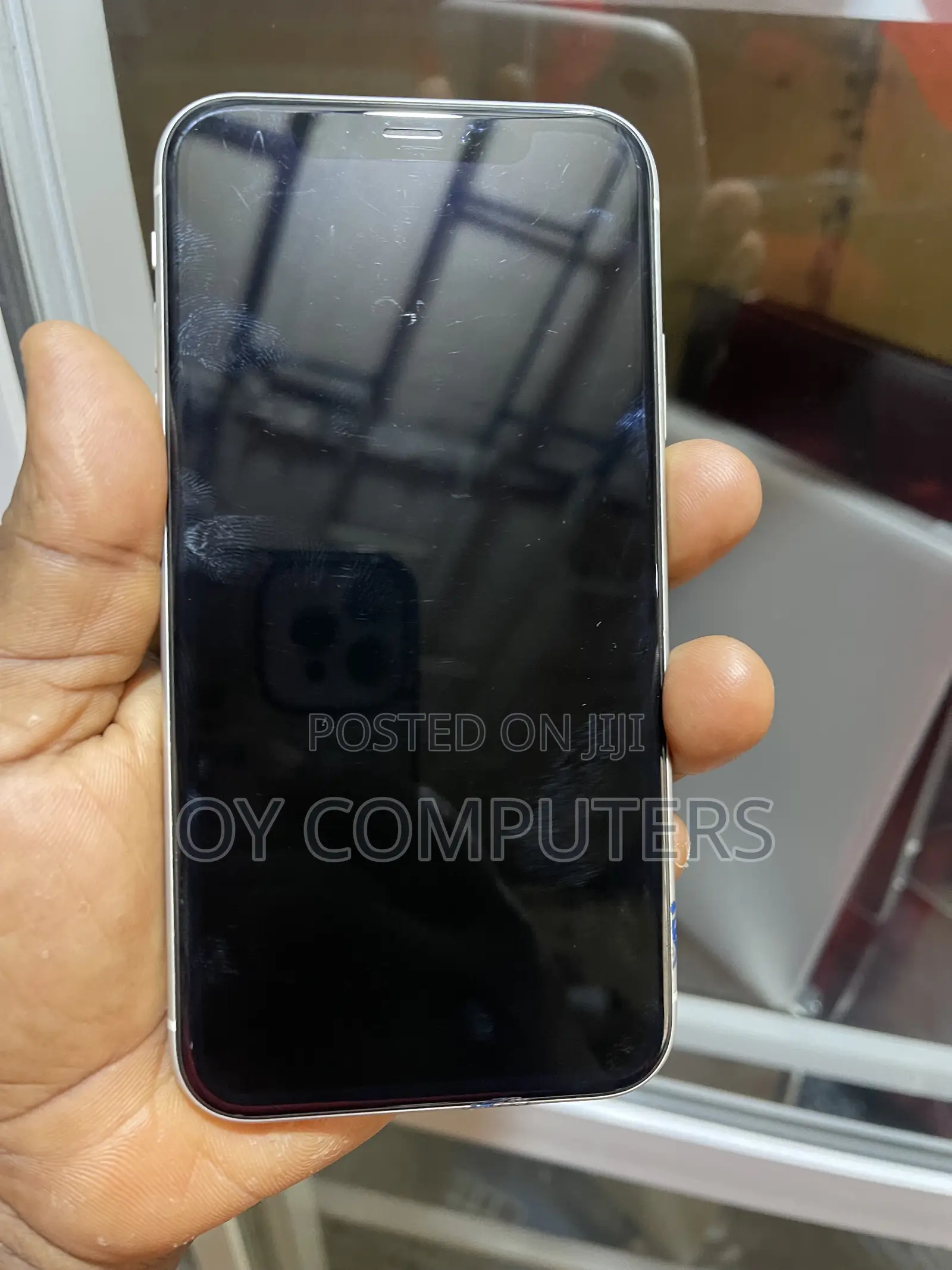 Apple iPhone XR 64 GB White