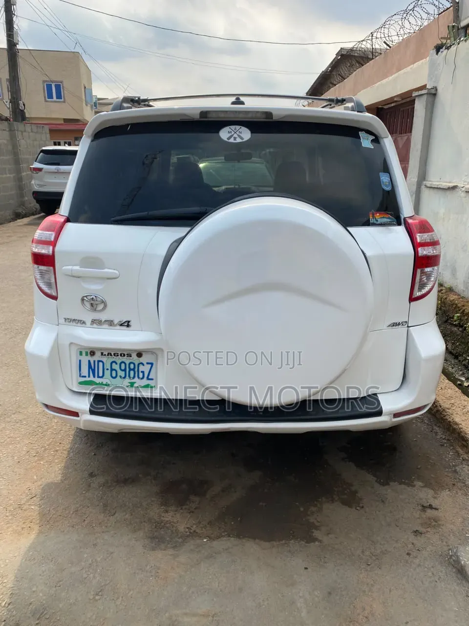 Toyota RAV4 2010 White