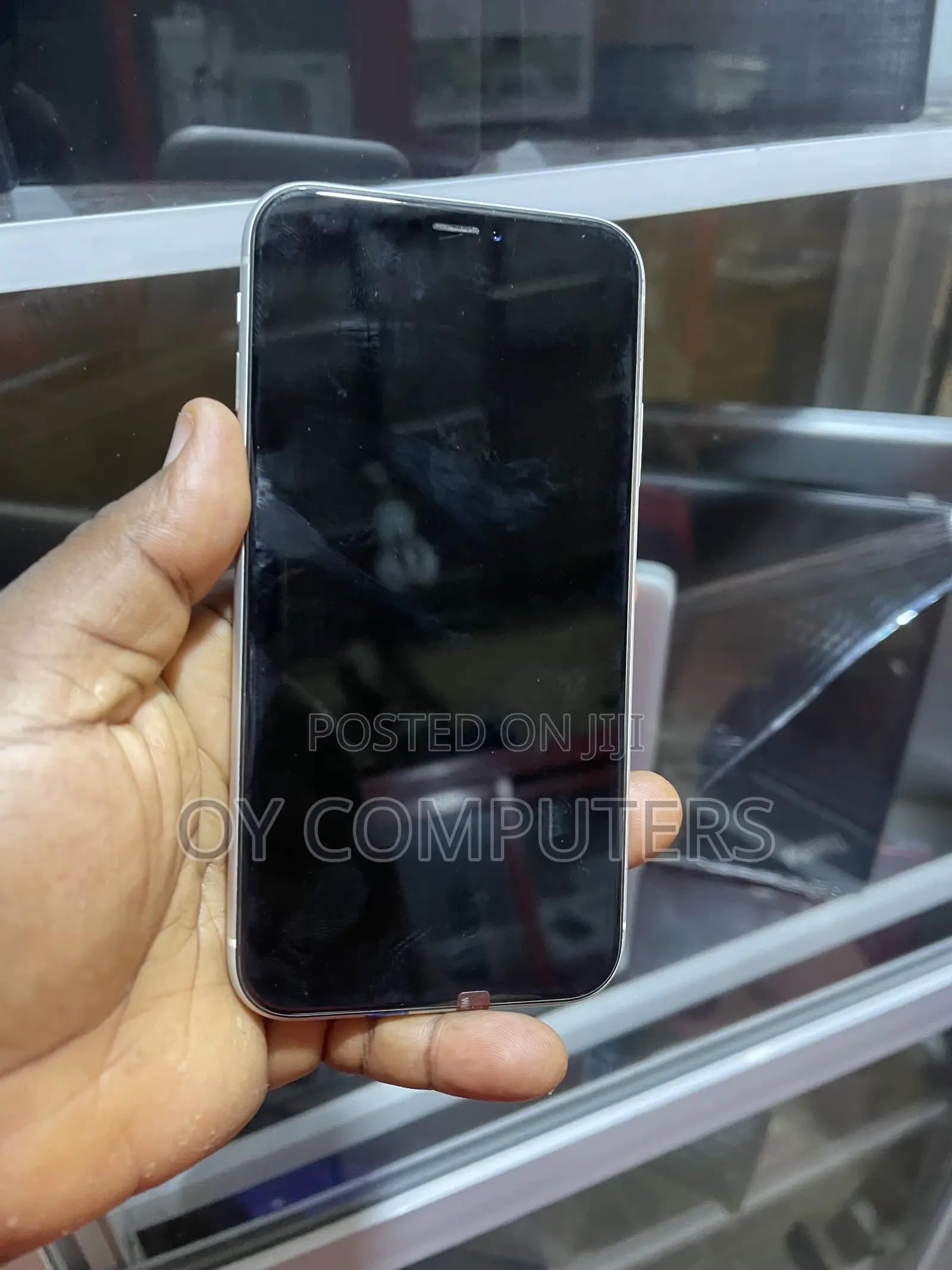 Apple iPhone XR 128 GB White