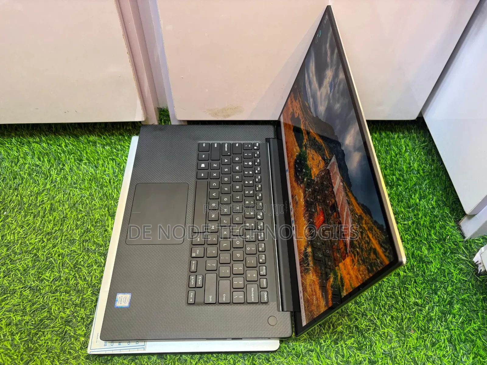 Laptop Dell XPS 15 9570 16GB Intel Core i9 SSD 256GB