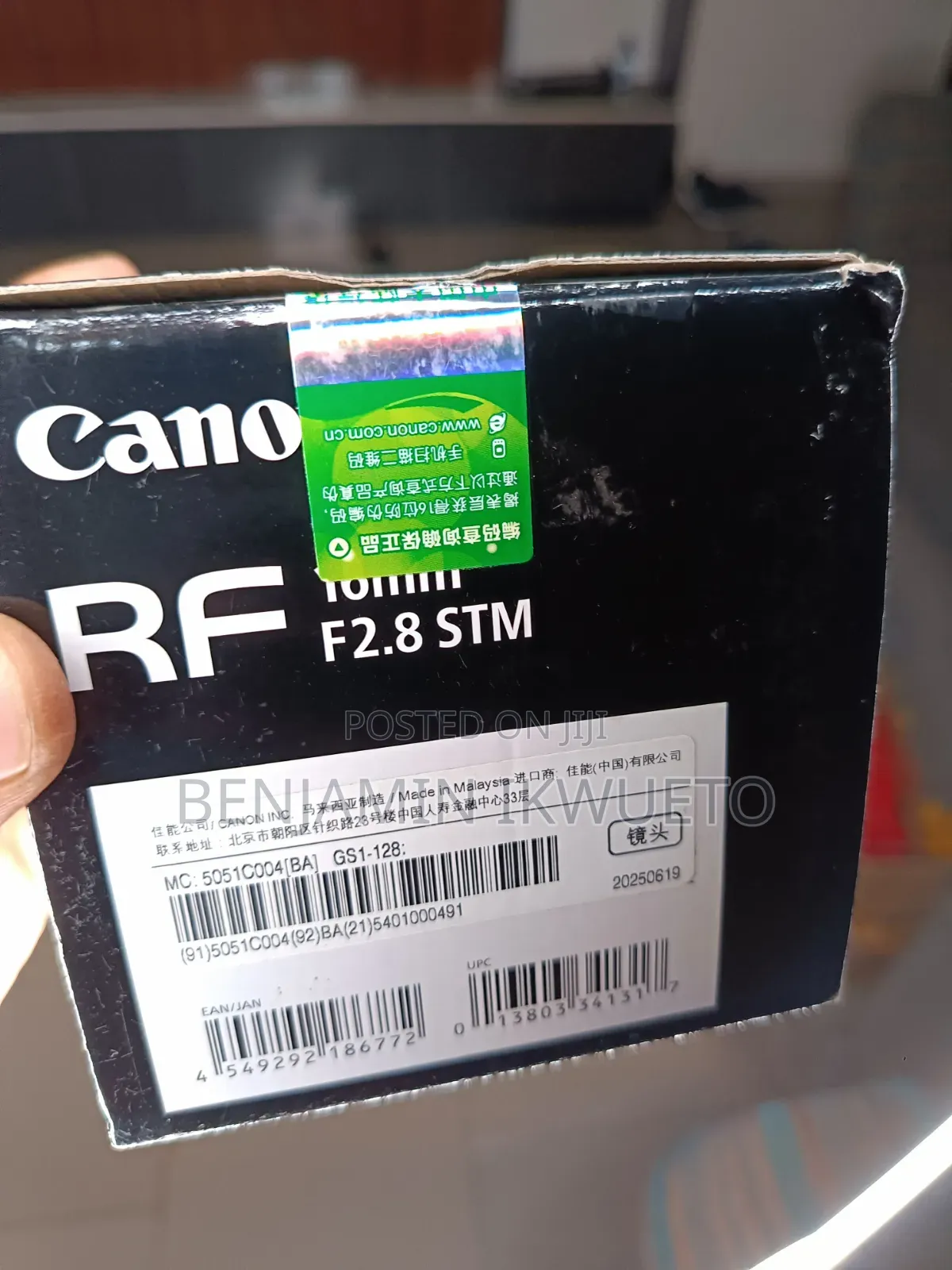 16mm Canon RF Lens, F2.8 (Open Box)