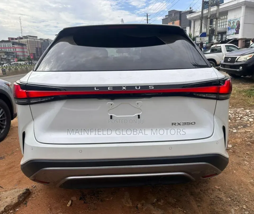 Lexus RX 2025 White