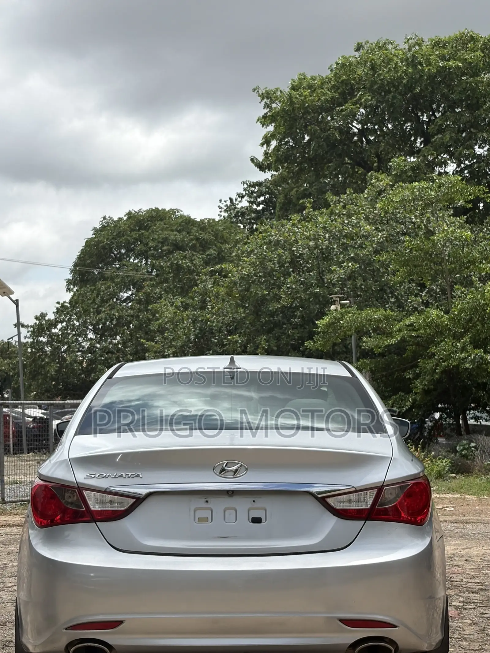 Hyundai Sonata SE Sedan FWD (2.4L 4cyl 6A) 2012 Silver