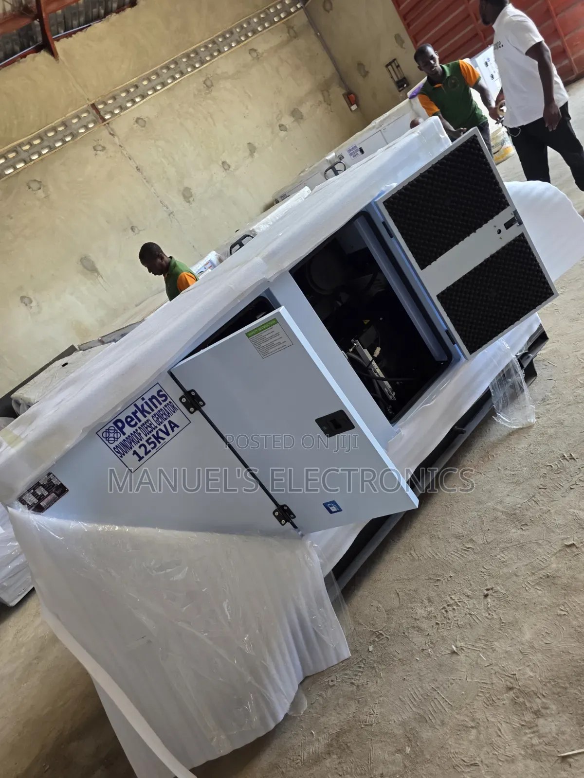 125kva Brand New Perkins Diesel Soundproof Gen 2years Wty 100%copper