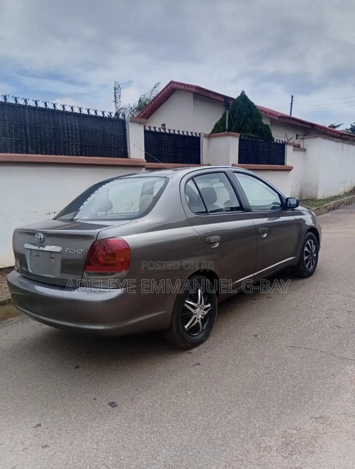 Toyota Echo Sedan 2005 Gray