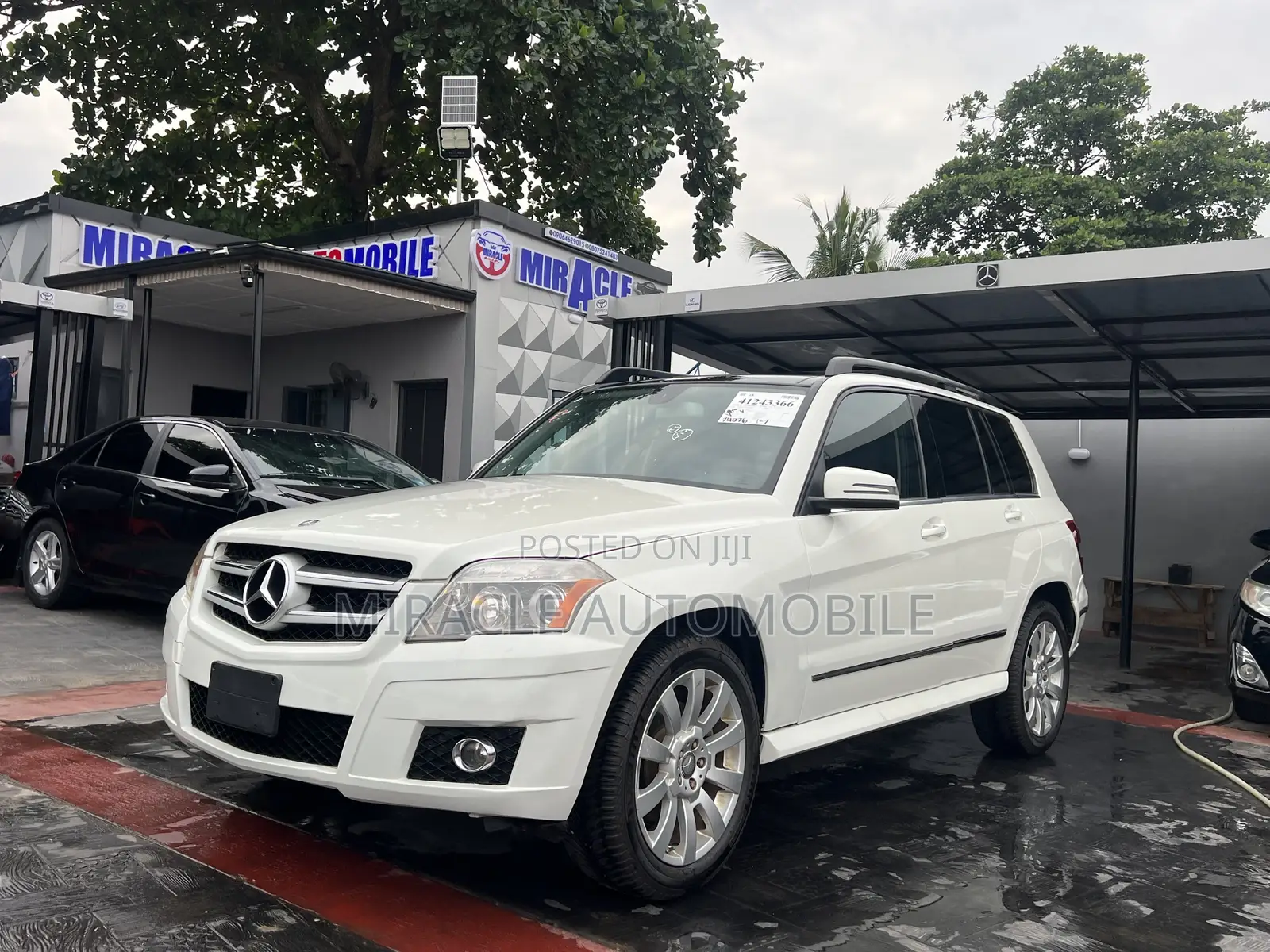 Mercedes-Benz GLK-Class 350 4MATIC 2010 White